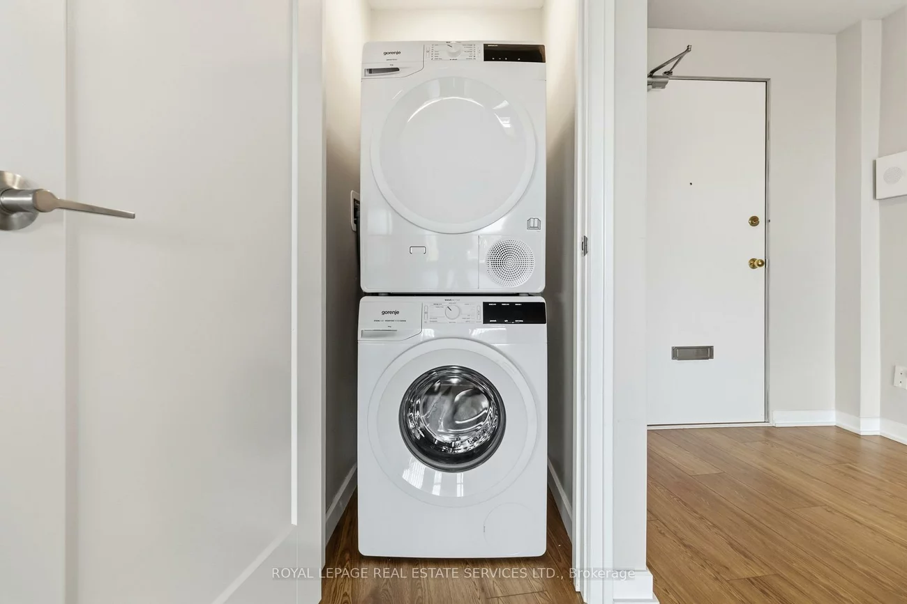 125, Forsythe, 1002 - CO Central, Oakville