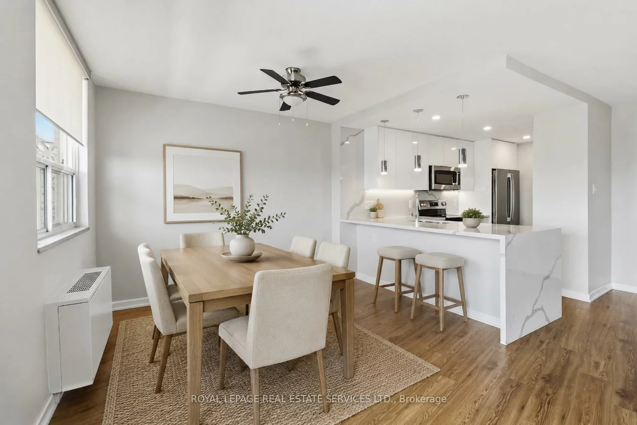 125, Forsythe, 1002 - CO Central, Oakville