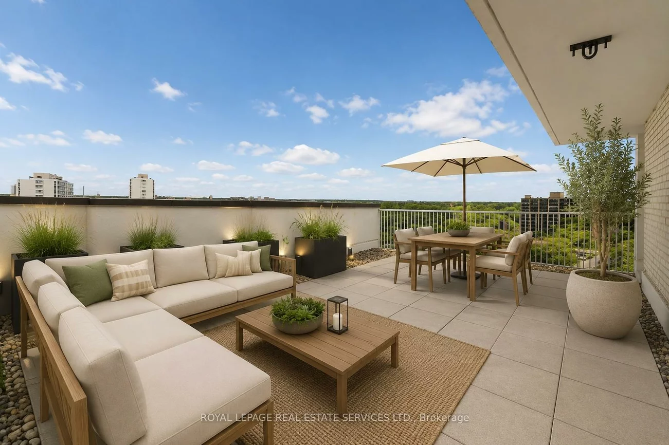 125, Forsythe, 1002 - CO Central, Oakville