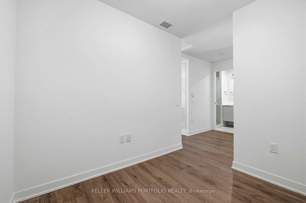 395, Dundas, 1008 - GO Glenorchy, Oakville