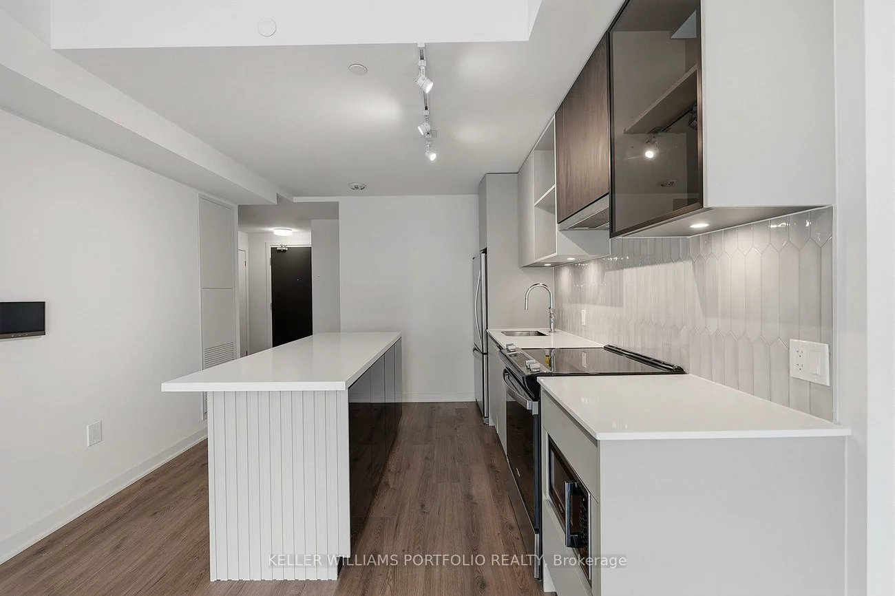 395, Dundas, 1008 - GO Glenorchy, Oakville