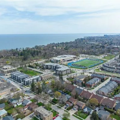 212, Kerr, 1002 - CO Central, Oakville