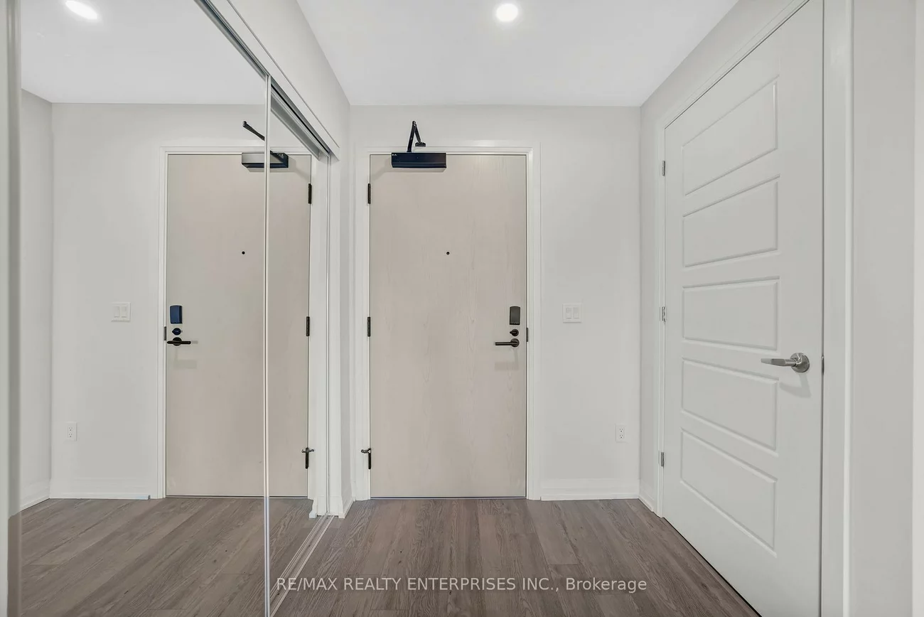 1415, Dundas, 1010 - JM Joshua Meadows, Oakville