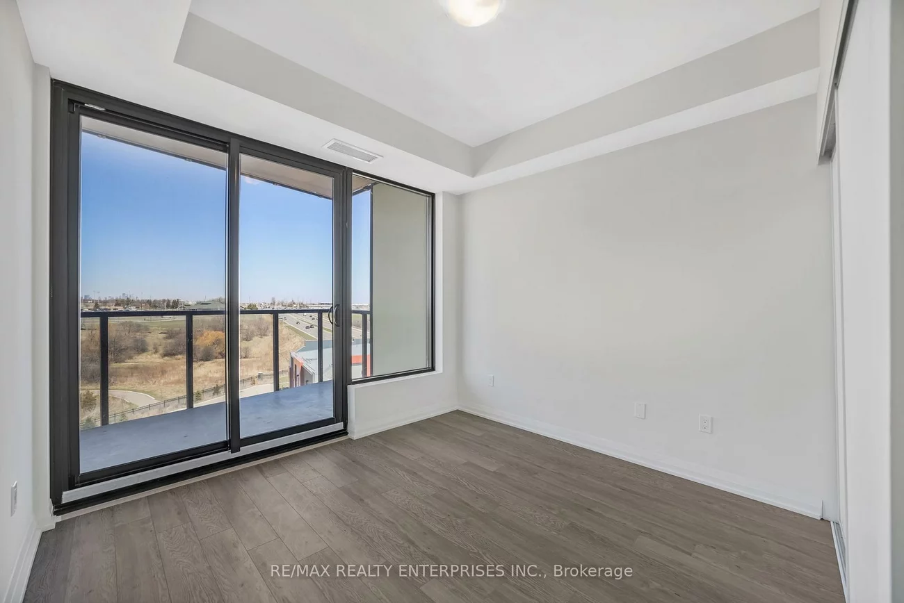 1415, Dundas, 1010 - JM Joshua Meadows, Oakville