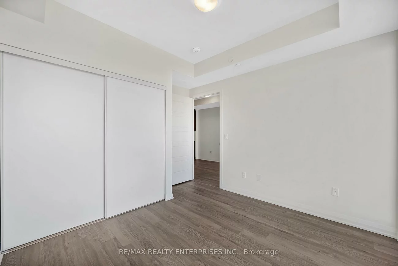 1415, Dundas, 1010 - JM Joshua Meadows, Oakville