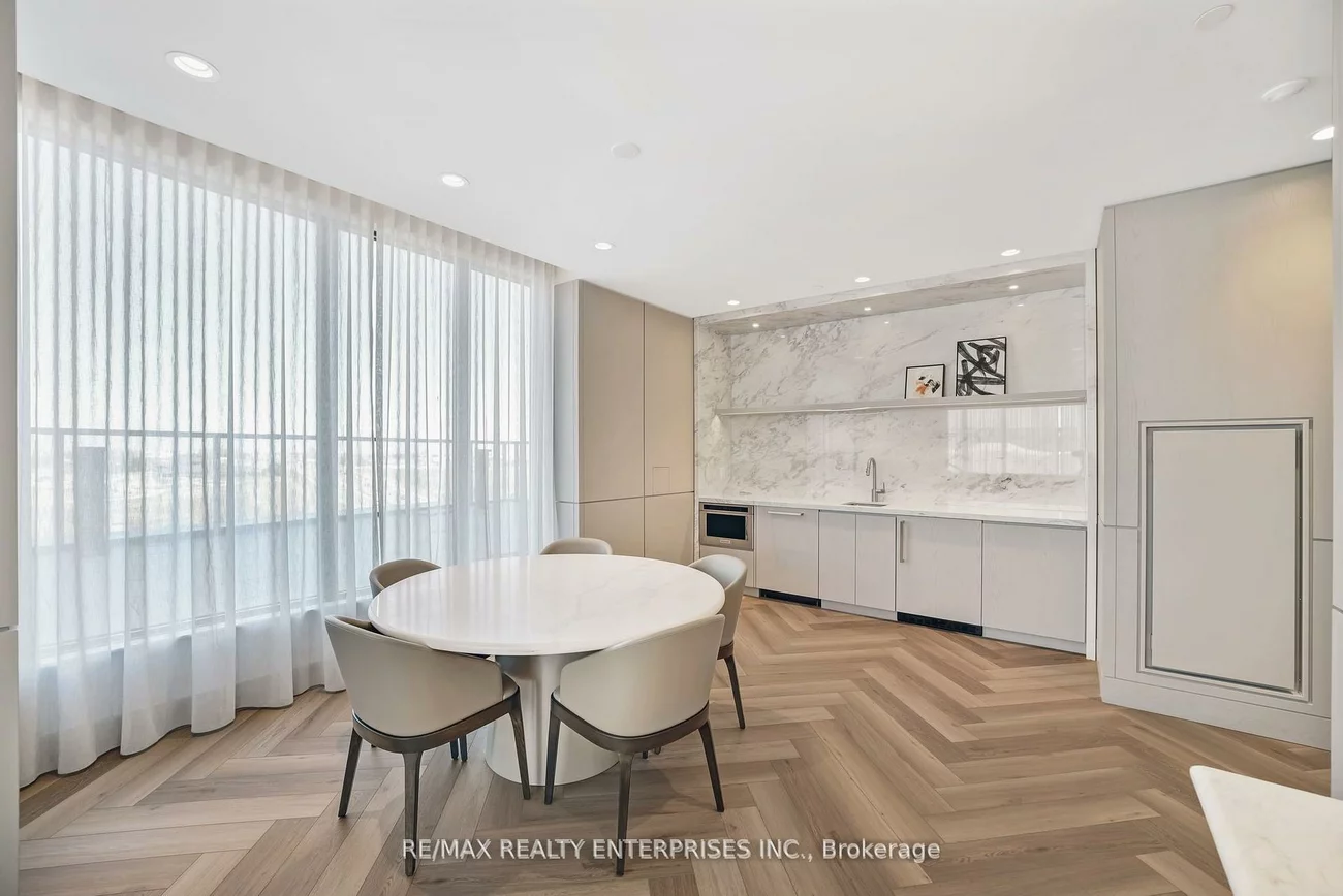 1415, Dundas, 1010 - JM Joshua Meadows, Oakville