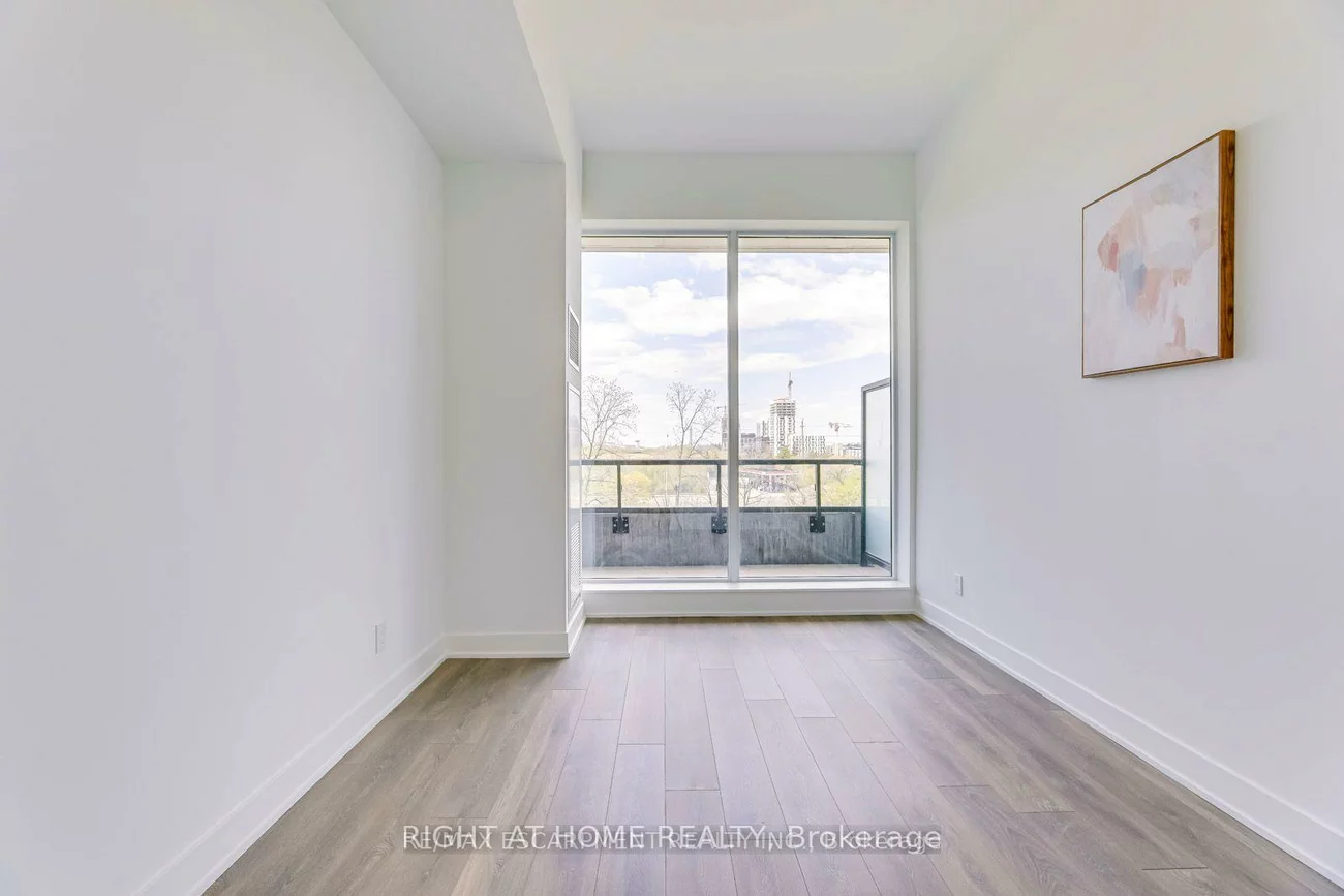2485, Taunton, 1015 - RO River Oaks, Oakville