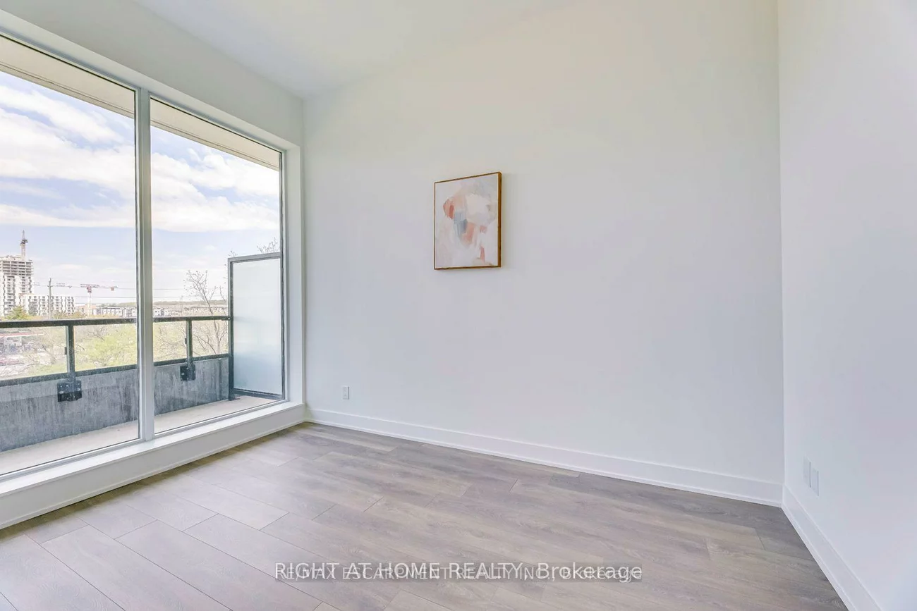 2485, Taunton, 1015 - RO River Oaks, Oakville