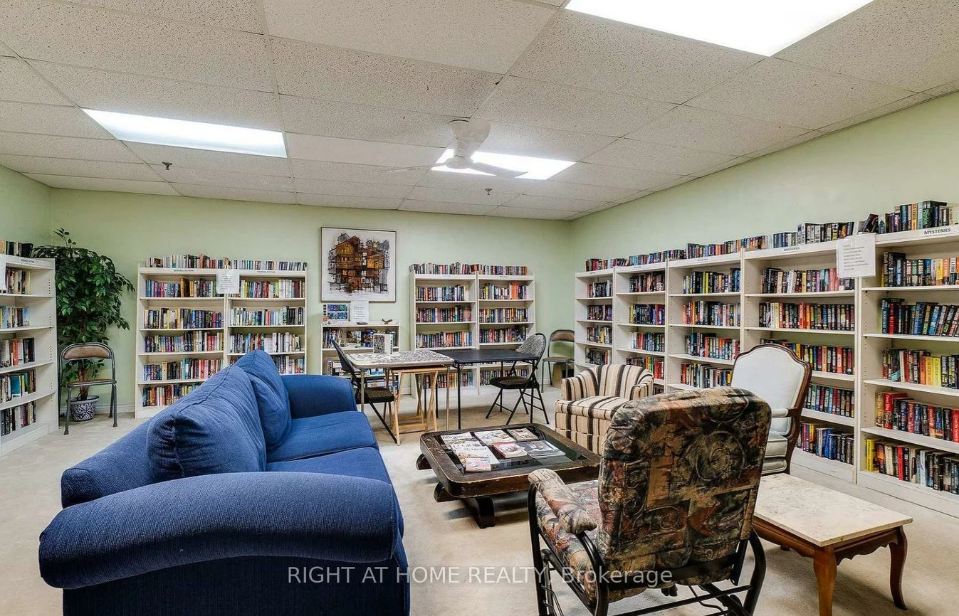 1359, WHITE OAKS, 1005 - FA Falgarwood, Oakville