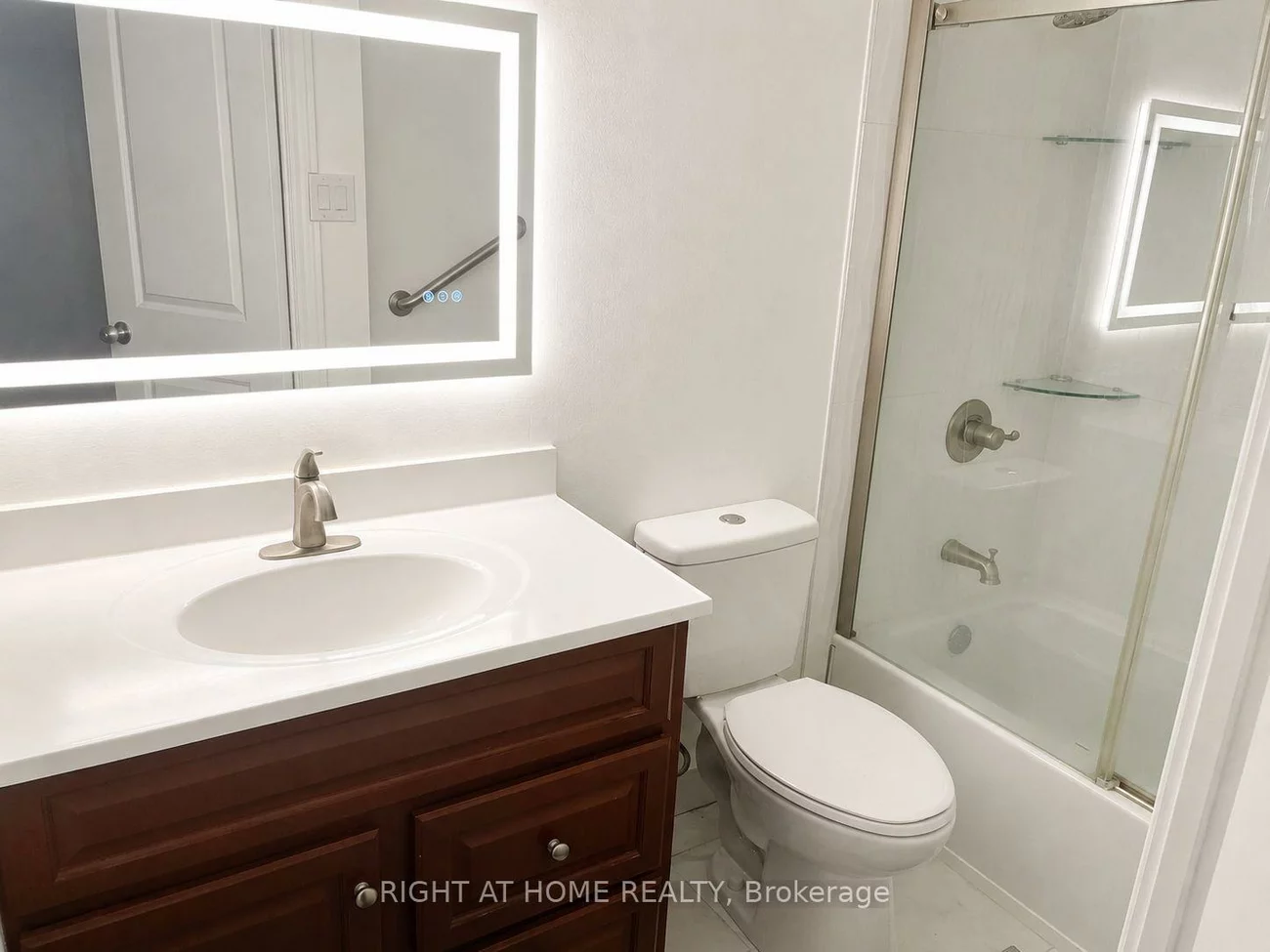 1359, WHITE OAKS, 1005 - FA Falgarwood, Oakville