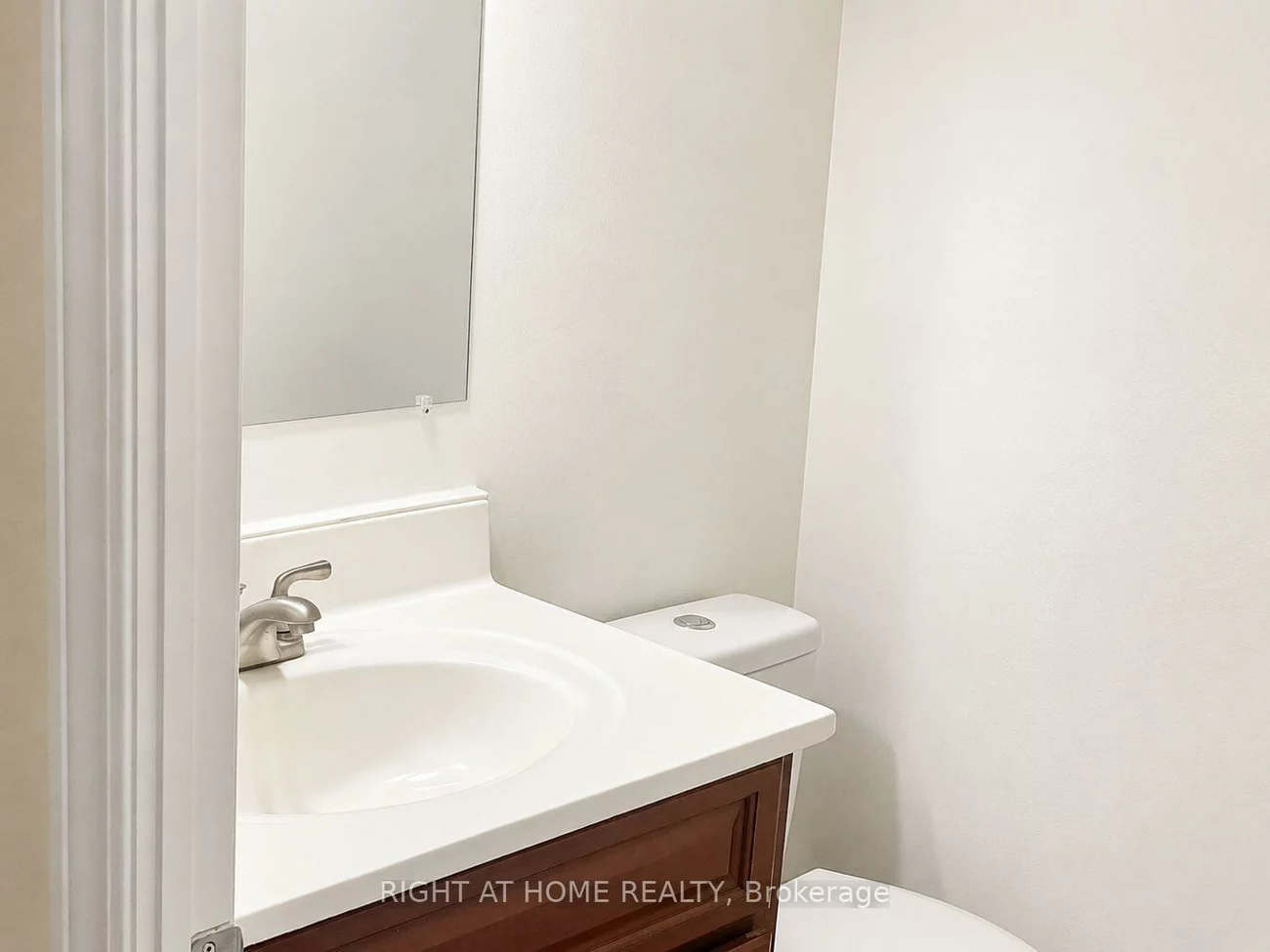 1359, WHITE OAKS, 1005 - FA Falgarwood, Oakville