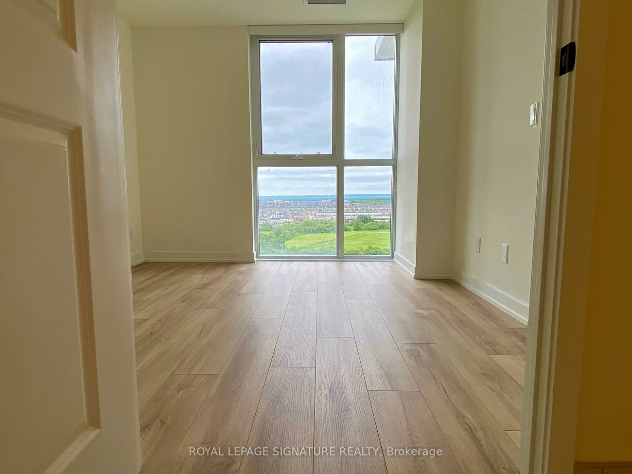 335, Wheat Boom, 1010 - JM Joshua Meadows, Oakville