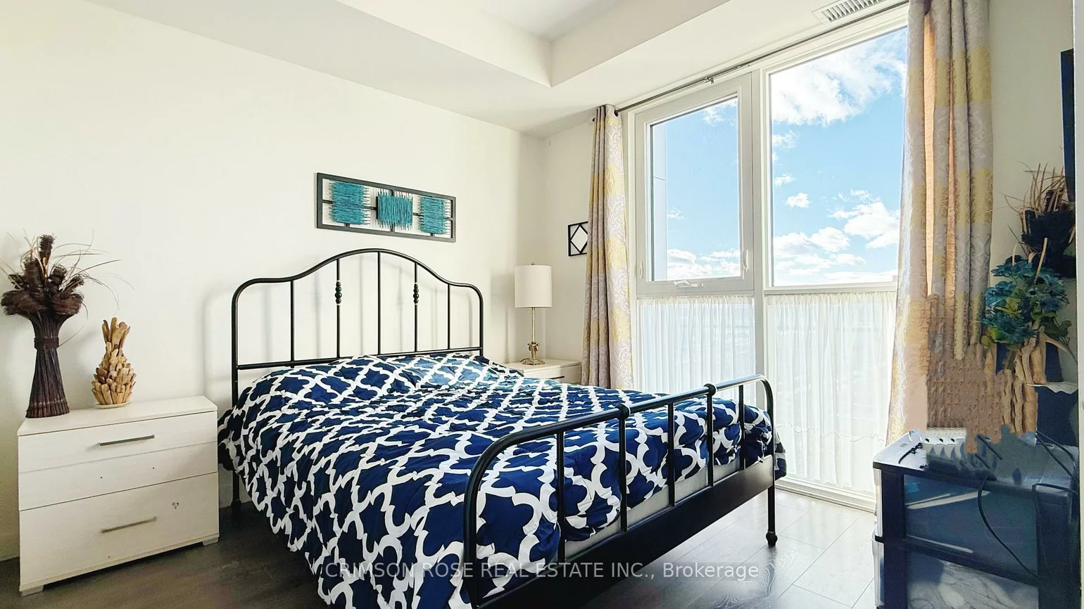 210, Sabina, 1008 - GO Glenorchy, Oakville