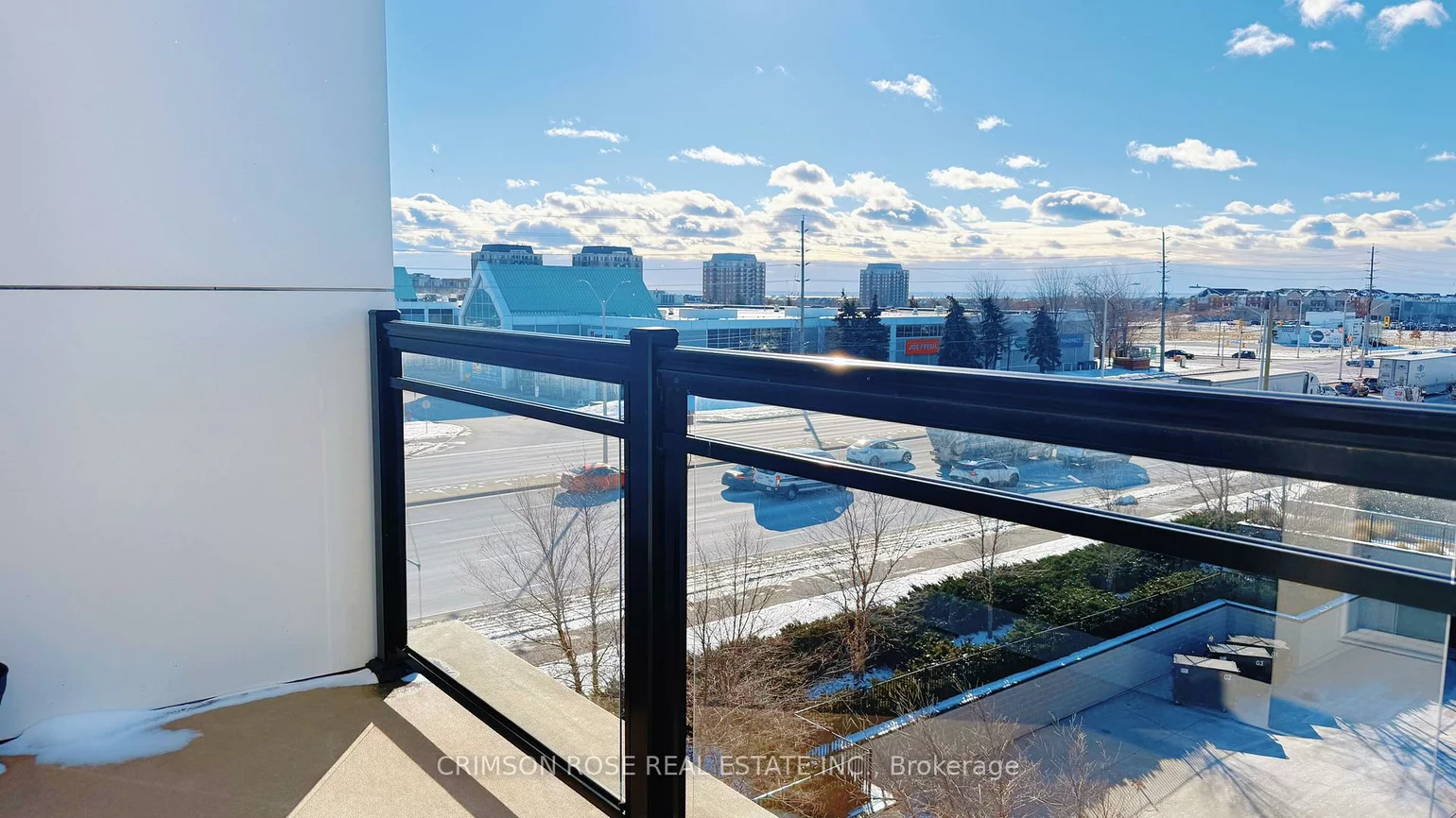210, Sabina, 1008 - GO Glenorchy, Oakville