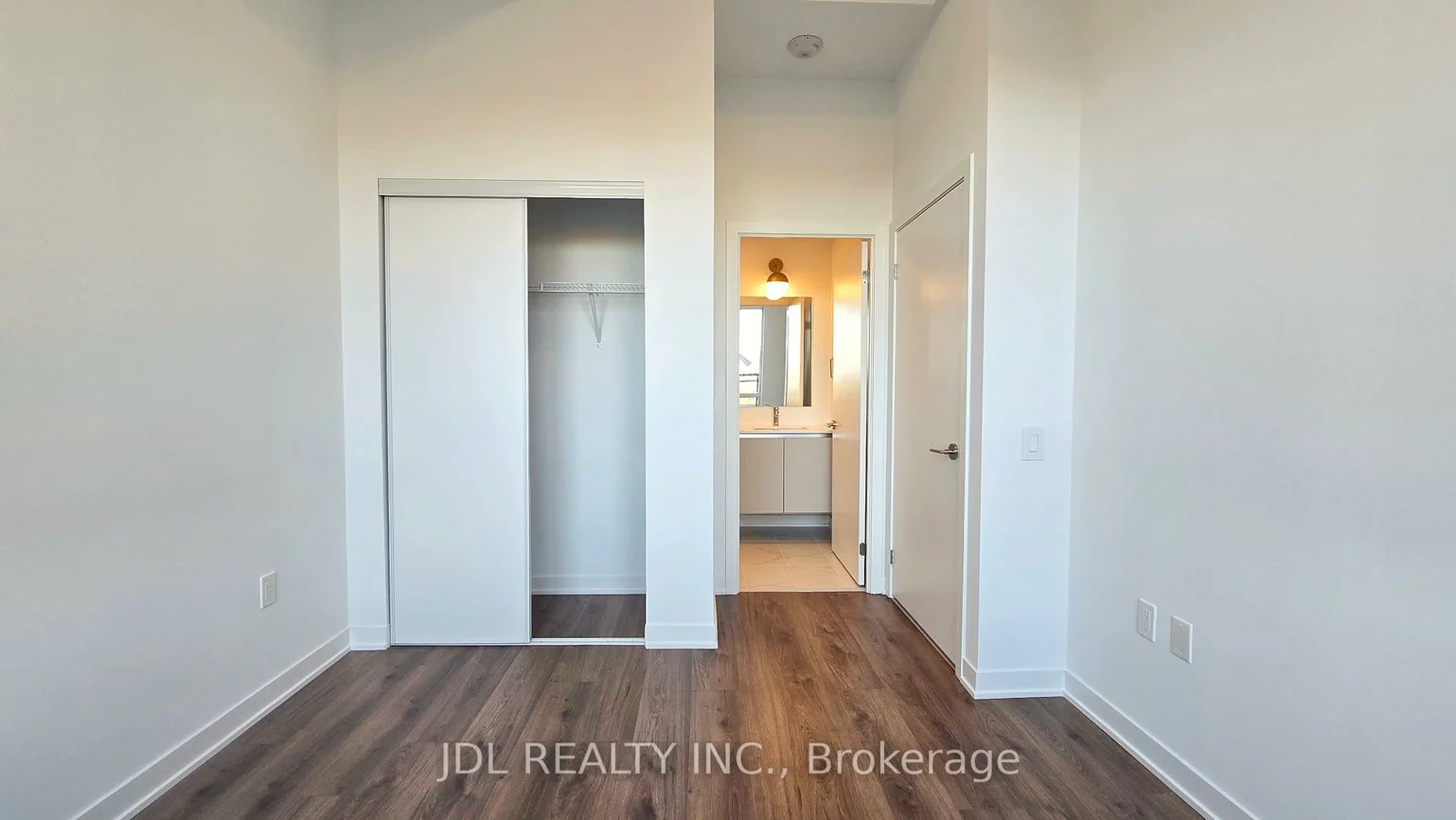 395, Dundas, 1008 - GO Glenorchy, Oakville