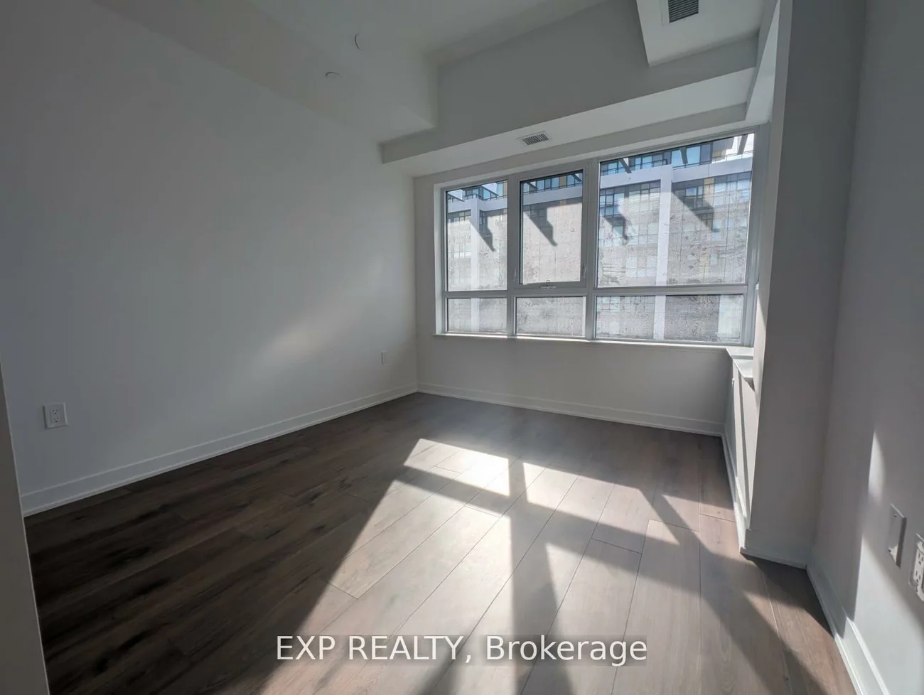 395, Dundas, 1008 - GO Glenorchy, Oakville