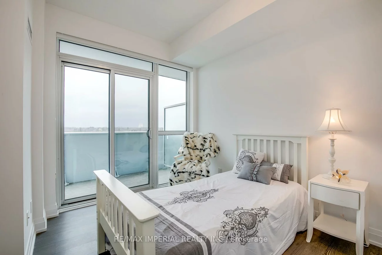 65, Speers, 1002 - CO Central, Oakville