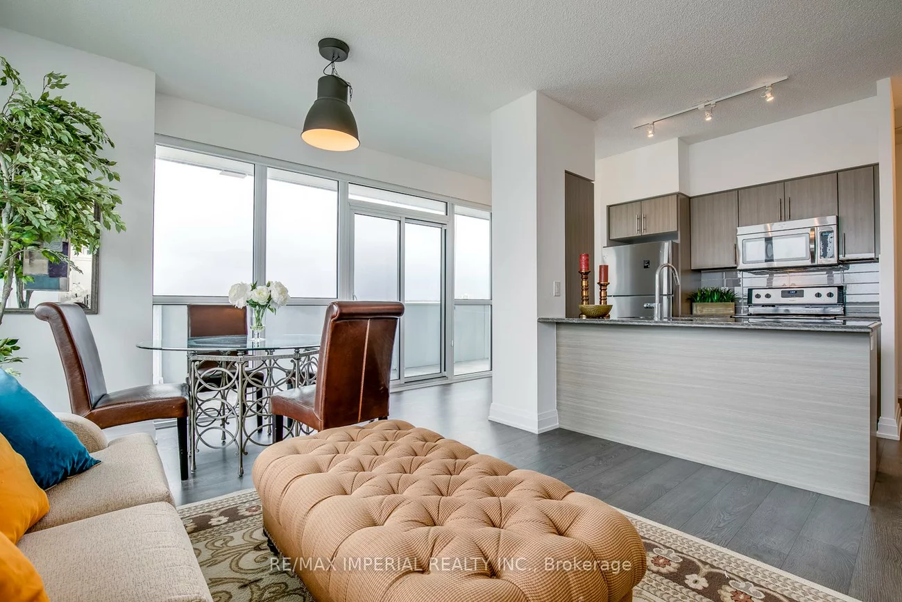 65, Speers, 1002 - CO Central, Oakville