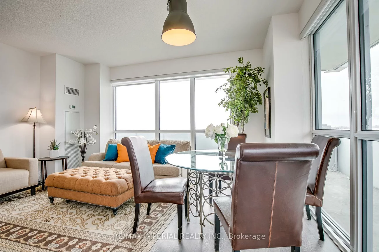 65, Speers, 1002 - CO Central, Oakville