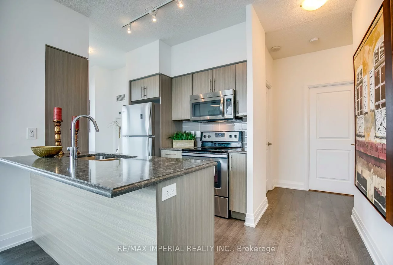 65, Speers, 1002 - CO Central, Oakville