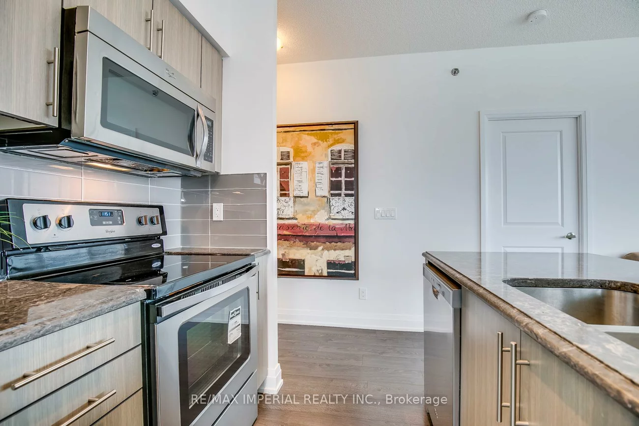 65, Speers, 1002 - CO Central, Oakville
