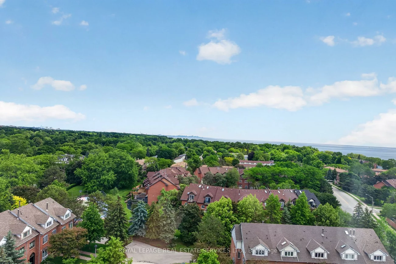 2175, Marine, 1001 - BR Bronte, Oakville