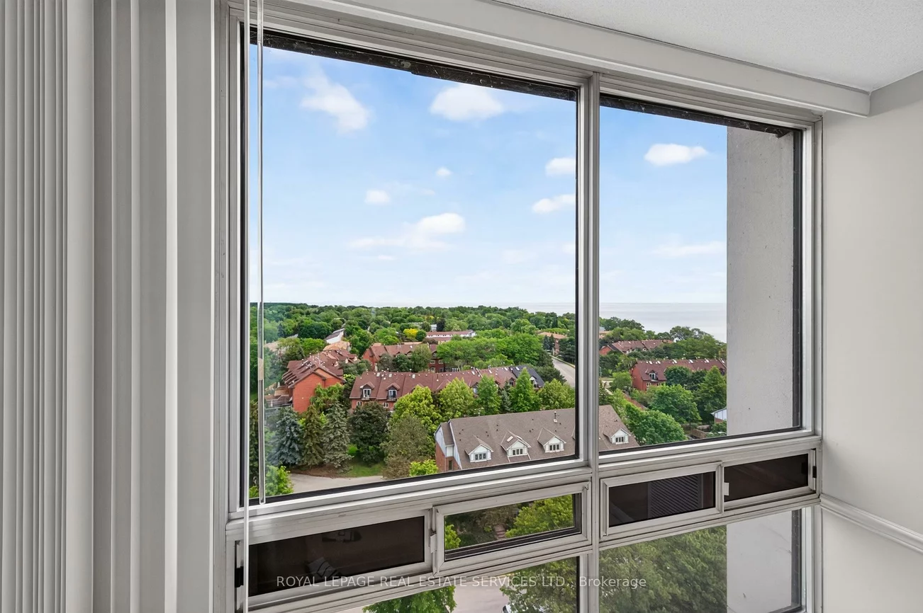 2175, Marine, 1001 - BR Bronte, Oakville