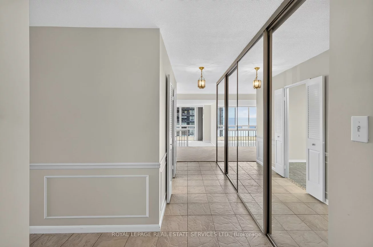 2175, Marine, 1001 - BR Bronte, Oakville