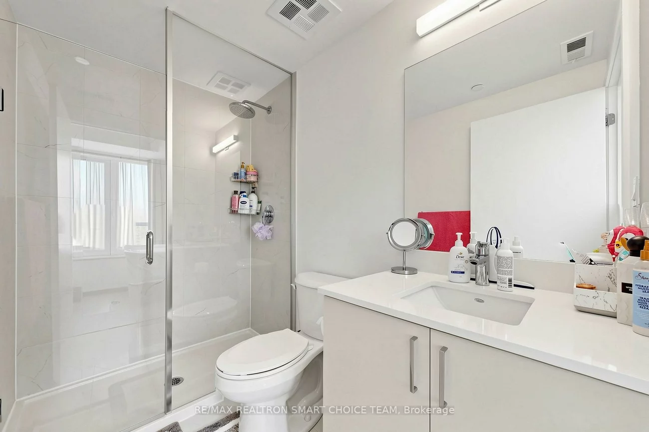 1005, Dundas, 1010 - JM Joshua Meadows, Oakville
