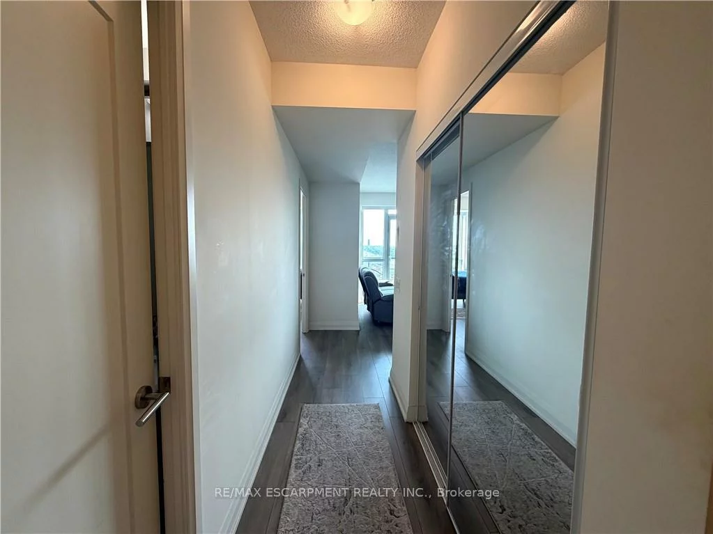 509, Dundas, 1008 - GO Glenorchy, Oakville