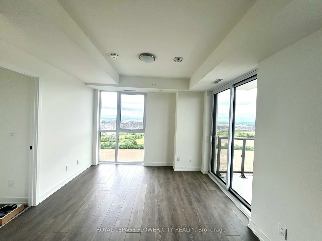 335, Wheat Boom, 1010 - JM Joshua Meadows, Oakville