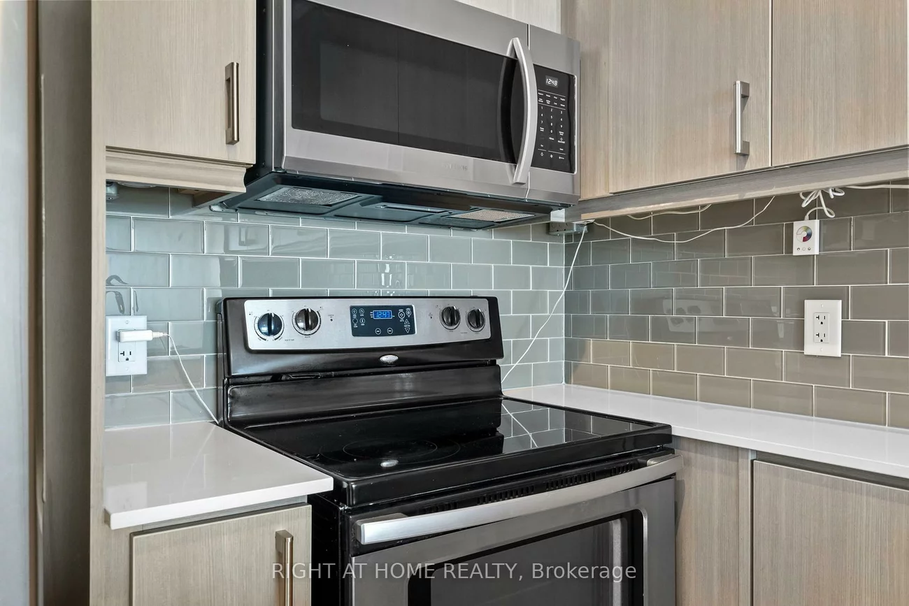 2470, Prince Michael, 1009 - JC Joshua Creek, Oakville