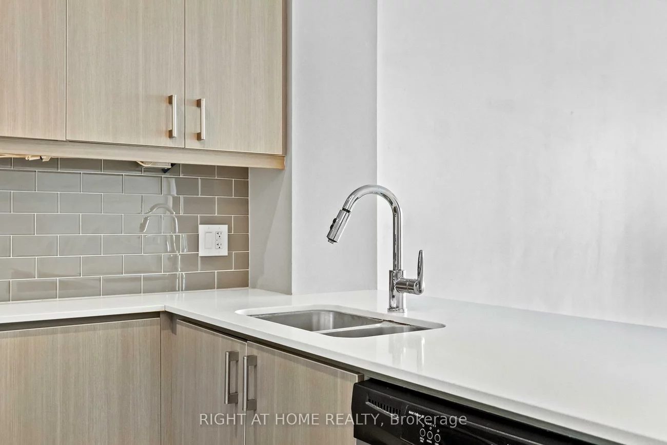 2470, Prince Michael, 1009 - JC Joshua Creek, Oakville