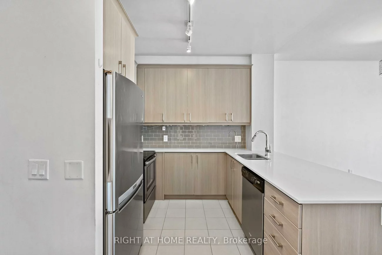 2470, Prince Michael, 1009 - JC Joshua Creek, Oakville