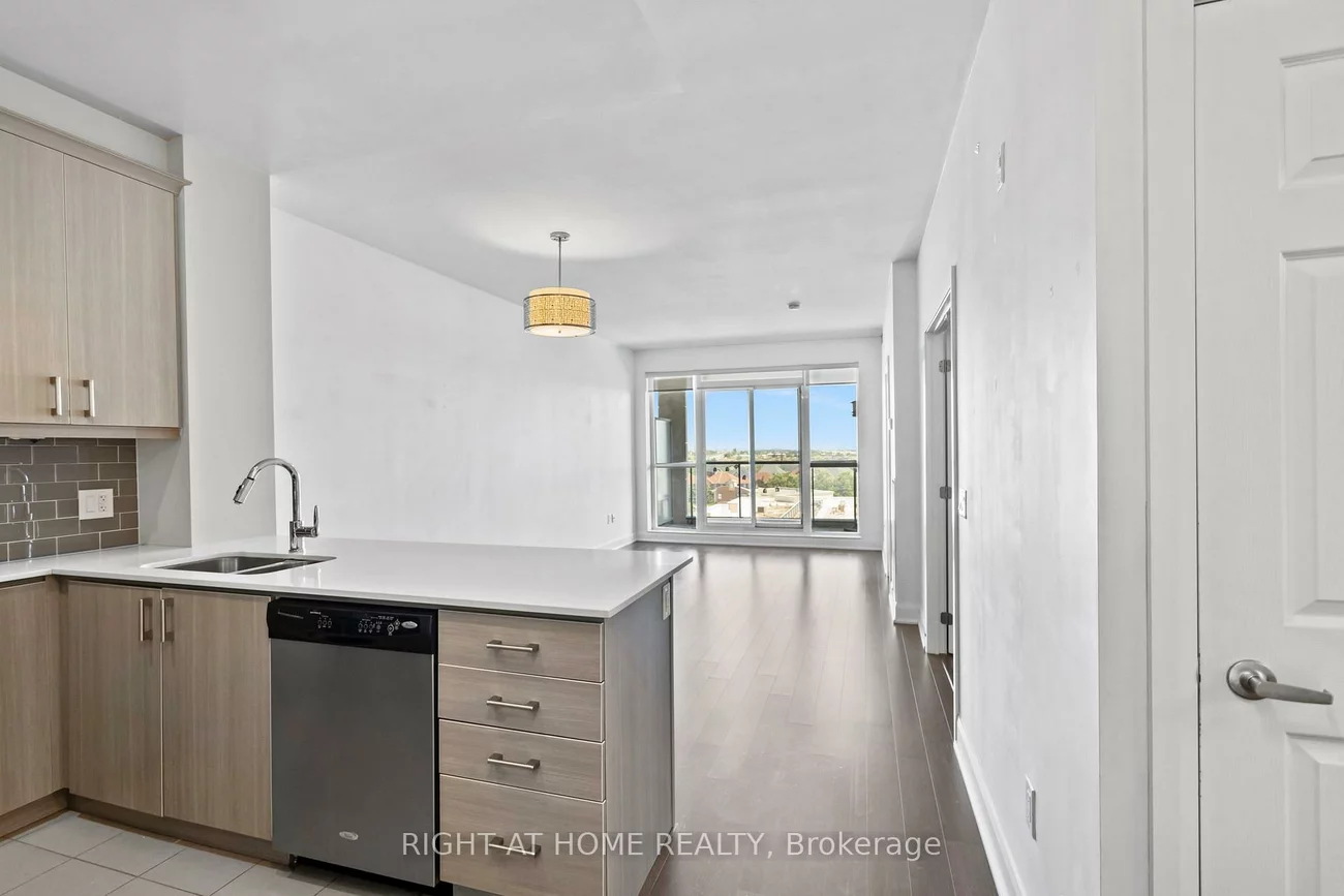 2470, Prince Michael, 1009 - JC Joshua Creek, Oakville