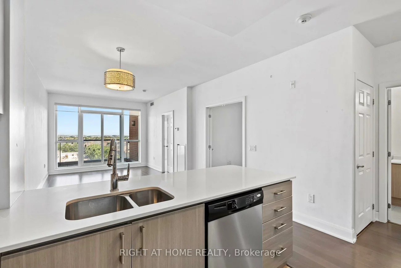 2470, Prince Michael, 1009 - JC Joshua Creek, Oakville