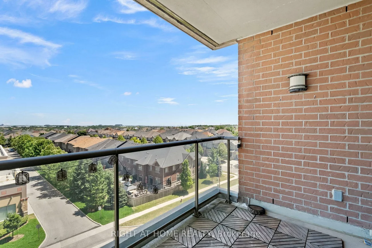 2470, Prince Michael, 1009 - JC Joshua Creek, Oakville