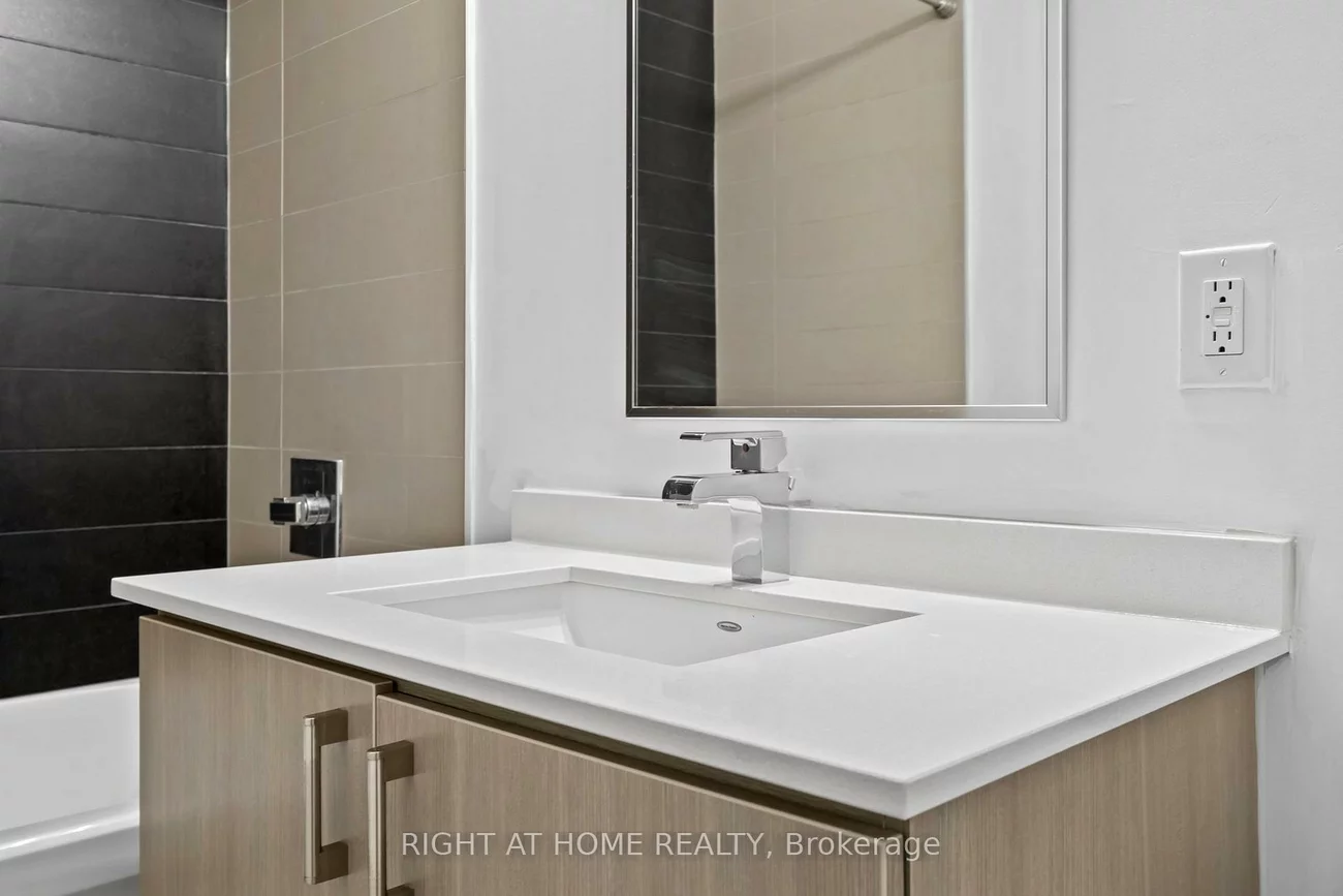 2470, Prince Michael, 1009 - JC Joshua Creek, Oakville