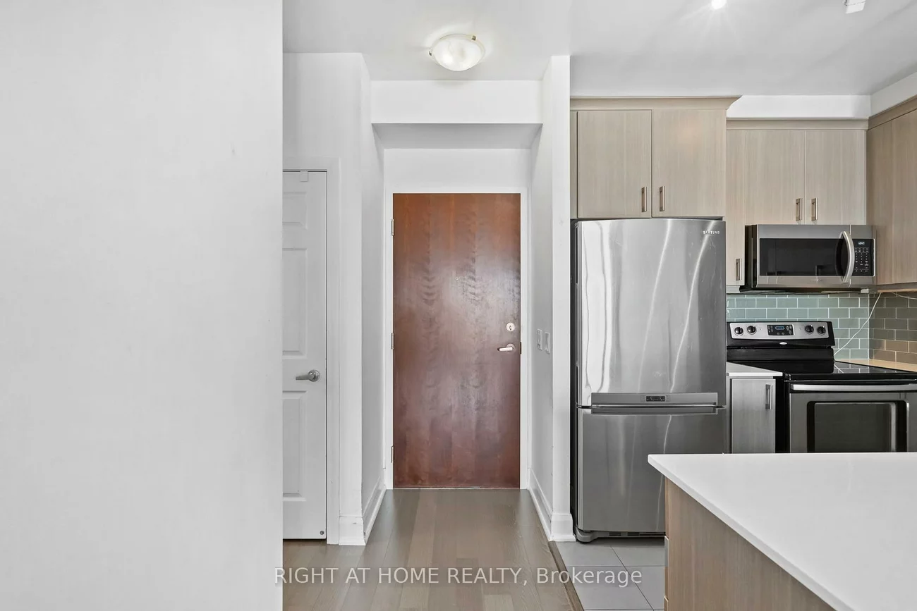 2470, Prince Michael, 1009 - JC Joshua Creek, Oakville