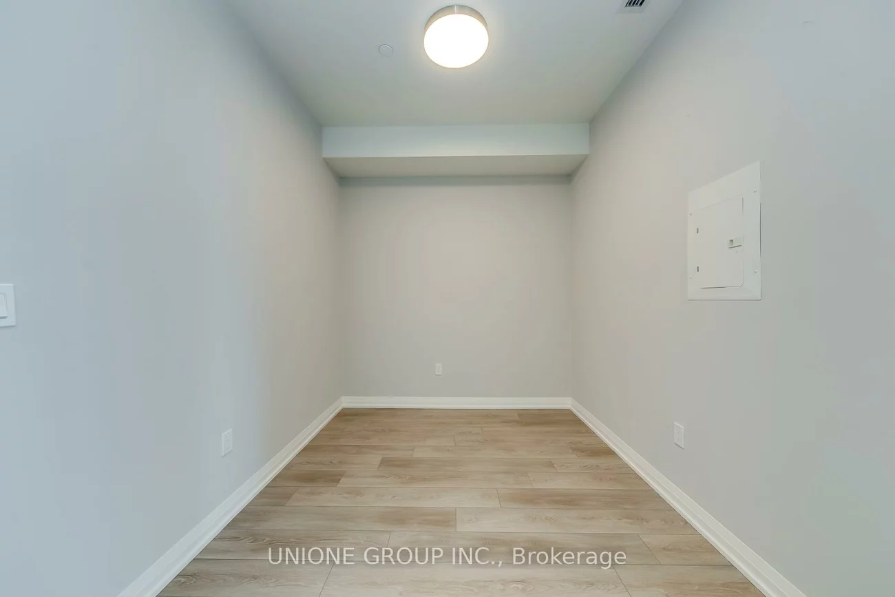 1415, Dundas, 1010 - JM Joshua Meadows, Oakville
