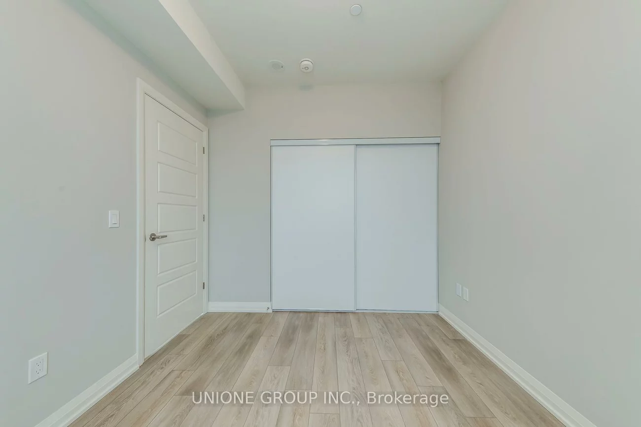 1415, Dundas, 1010 - JM Joshua Meadows, Oakville