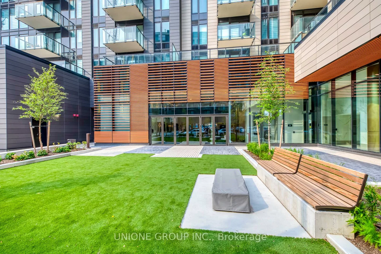 1415, Dundas, 1010 - JM Joshua Meadows, Oakville