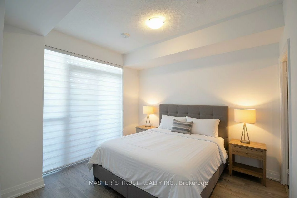 65, Speers, 1002 - CO Central, Oakville