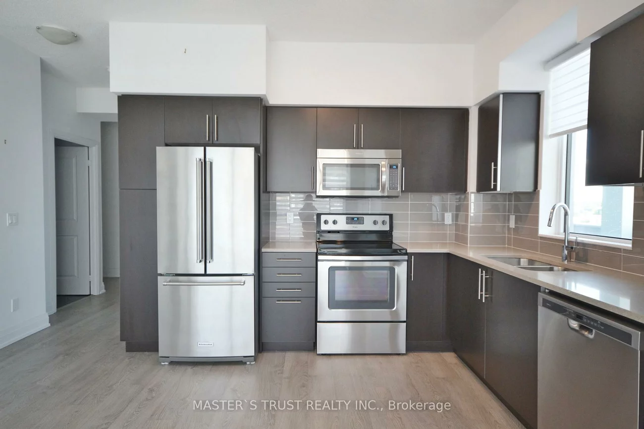 65, Speers, 1002 - CO Central, Oakville