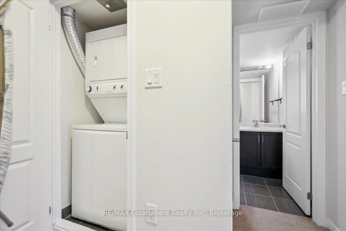 2441, Greenwich, 1019 - WM Westmount, Oakville