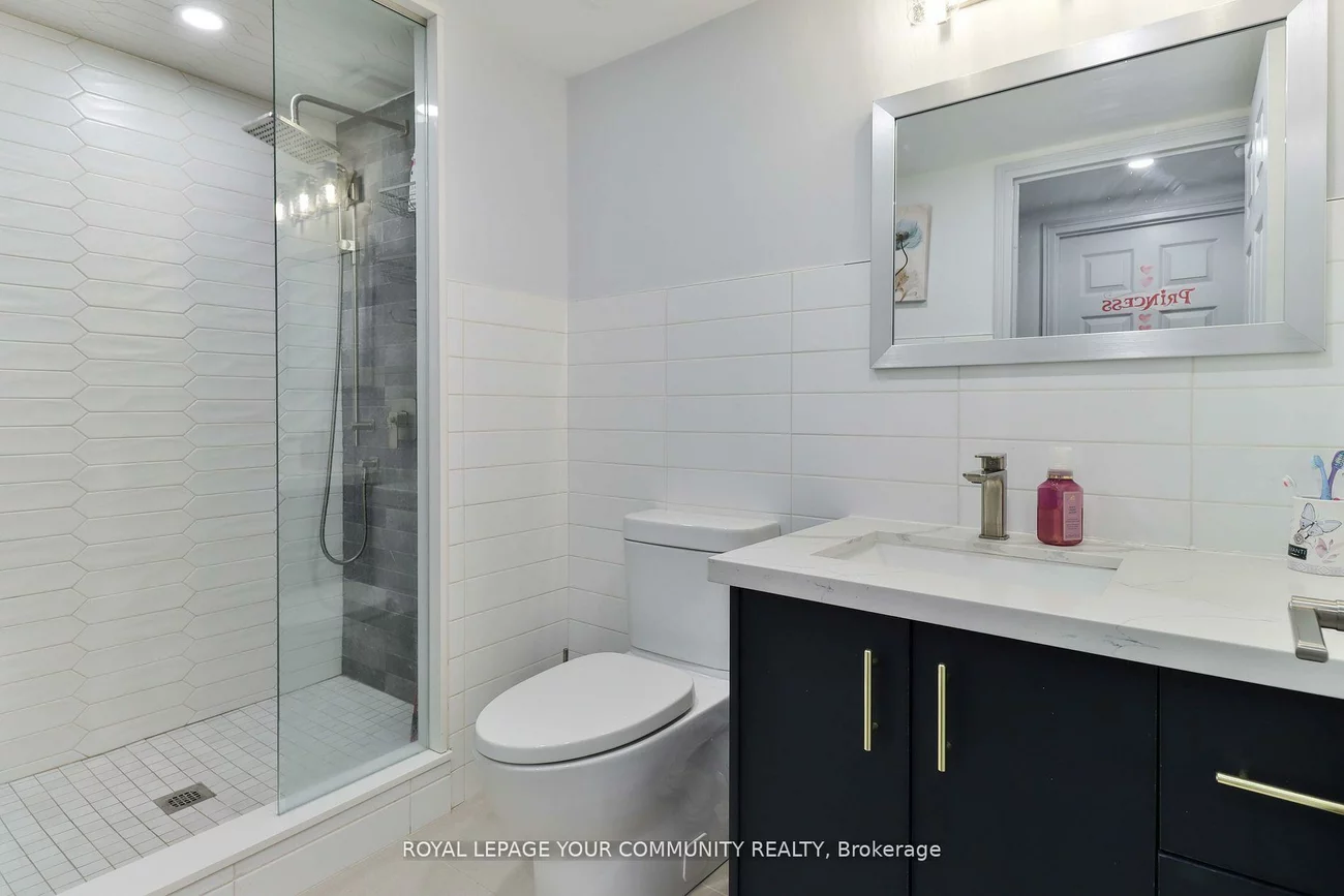 1240, Marlborough, 1003 - CP College Park, Oakville
