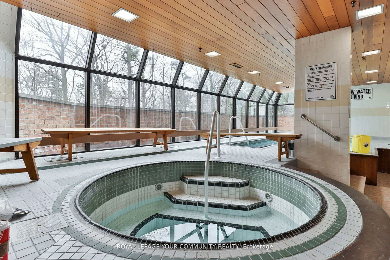 1240, Marlborough, 1003 - CP College Park, Oakville