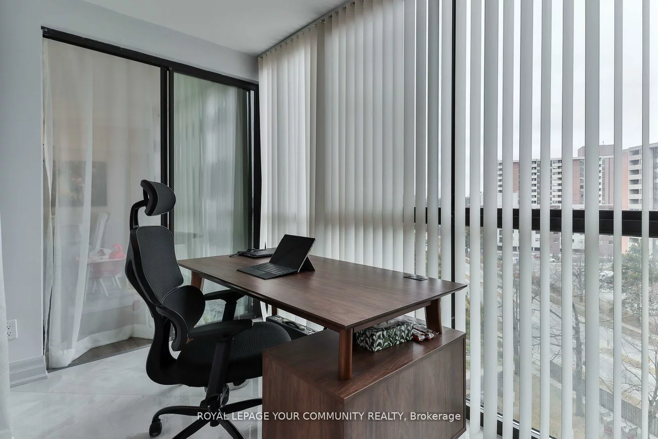 1240, Marlborough, 1003 - CP College Park, Oakville