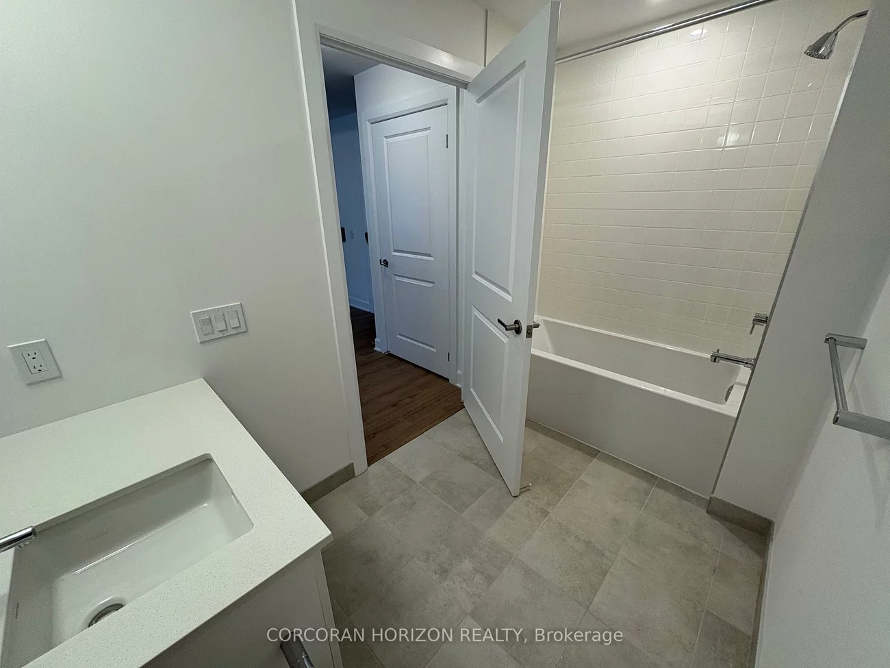 3240, William Coltson, 1010 - JM Joshua Meadows, Oakville