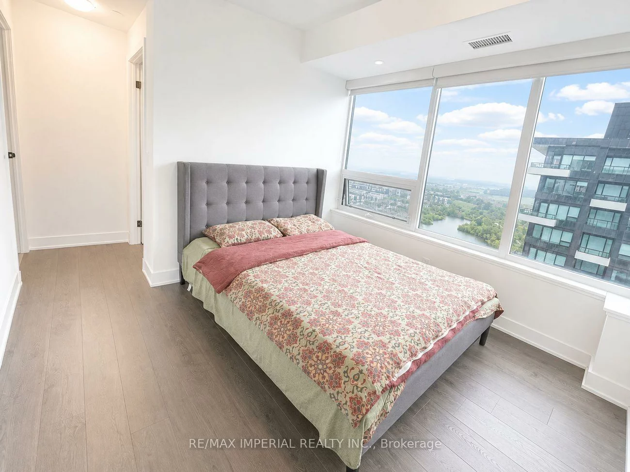2481, Taunton, 1015 - RO River Oaks, Oakville